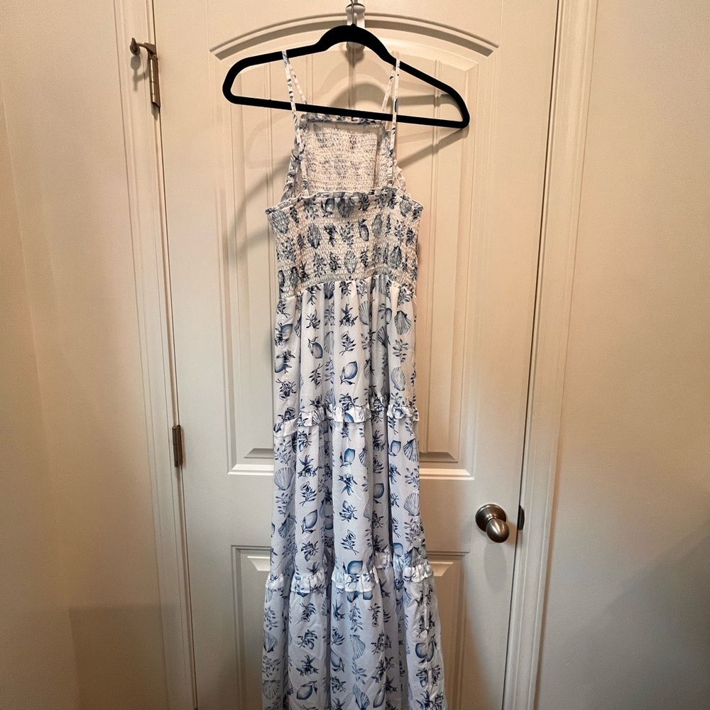 Ann Taylor XS White Blue Seashell Beach Sleeveless Tiered Maxi Dress Women’s - Picture 4 of 7